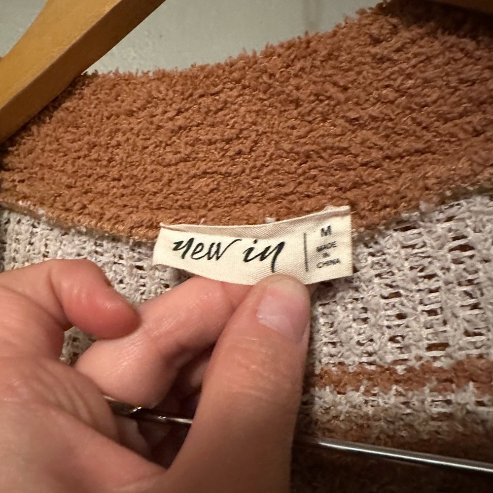 Long Aztec Cardigan - Picture 3 of 3